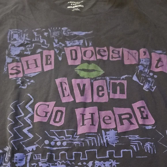 American Eagle Outfitters Black Graphic Tee - Picture 2 of 6